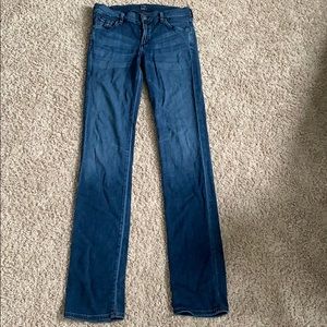 Low rise straight leg